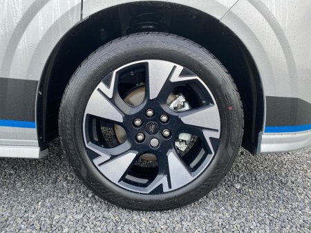 2026 Ford Transit Custom - photo 5