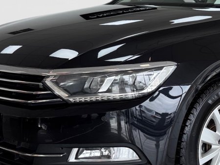 2018 Volkswagen Passat - photo 9