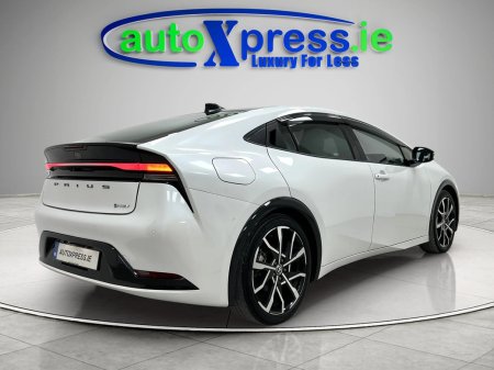 2024 Toyota Prius - photo 13