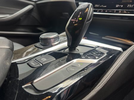 2019 BMW 5-Series - photo 11