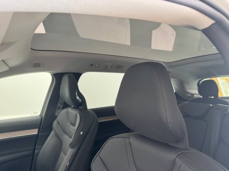 2025 Volvo EX90 - photo 9