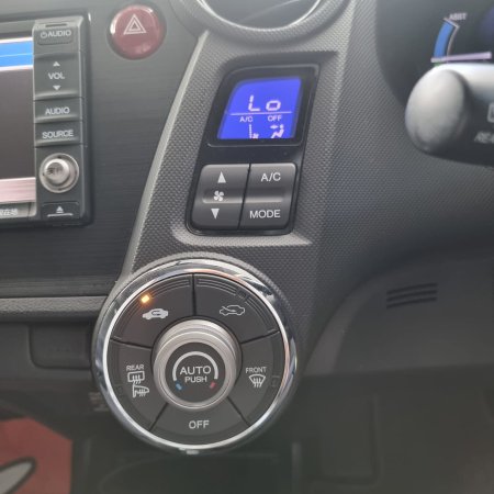 2011 Honda Insight - photo 14