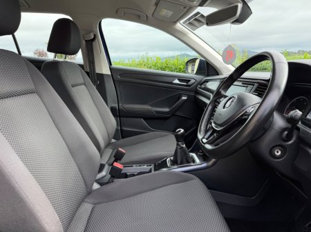 2019 Volkswagen T-Roc - photo 24