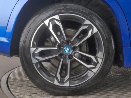 2023 BMW iX1 - photo 12