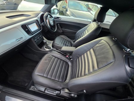 2012 Volkswagen Beetle - photo 11