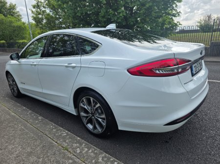 2020 Ford Mondeo - photo 5