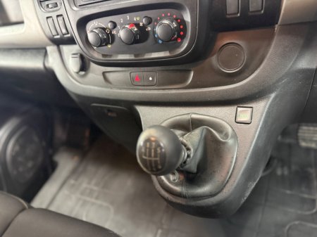 2016 Renault Trafic - photo 23