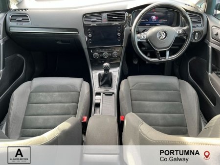 2019 Volkswagen Golf - photo 2