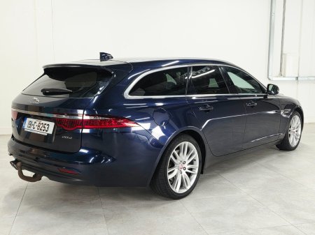 2019 Jaguar XF - photo 8