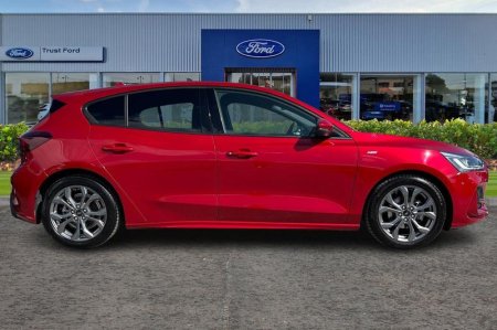 2024 Ford Focus - photo 3