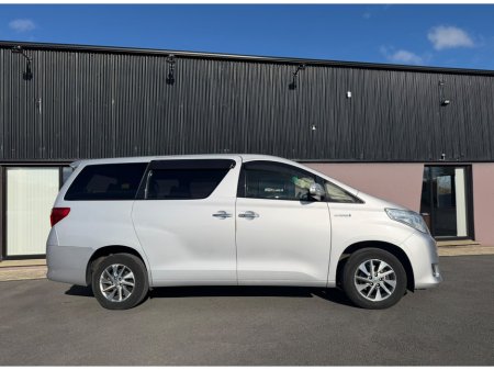 2014 Toyota Alphard - photo 4