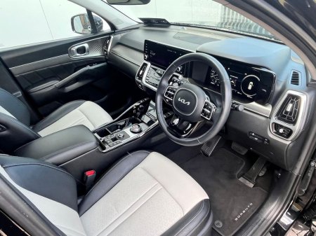2023 Kia Sorento - photo 11