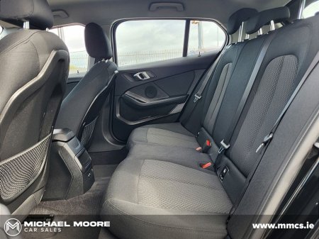 2022 BMW 1-Series - photo 7