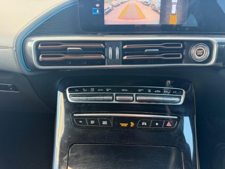 2021 Mercedes-Benz EQC - photo 12