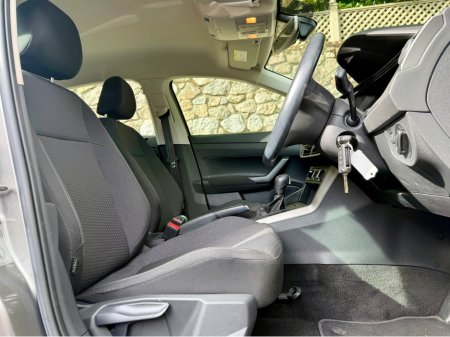 2020 Volkswagen Polo - photo 19