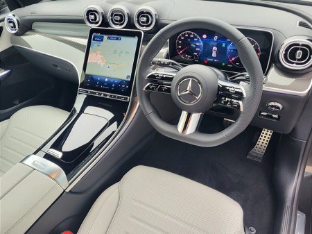 2027 Mercedes-Benz GLC - photo 2