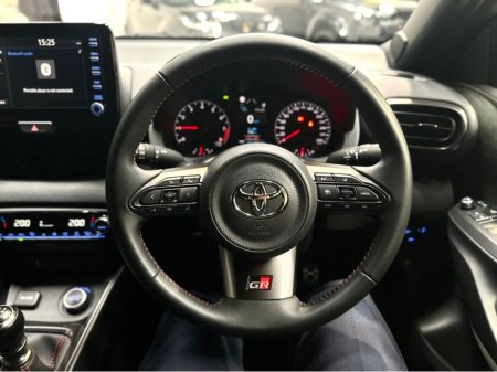 2021 Toyota Yaris - photo 17