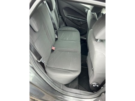 2016 Ford Fiesta - photo 7