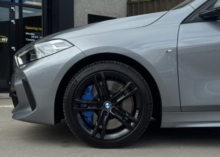 2023 BMW 1-Series - photo 6