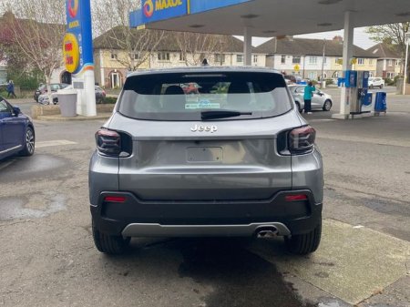 2026 Jeep Avenger - photo 6