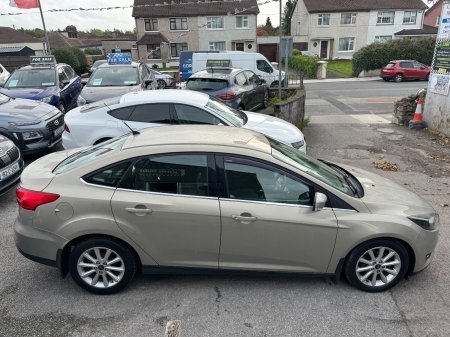 2017 Ford Focus - photo 4