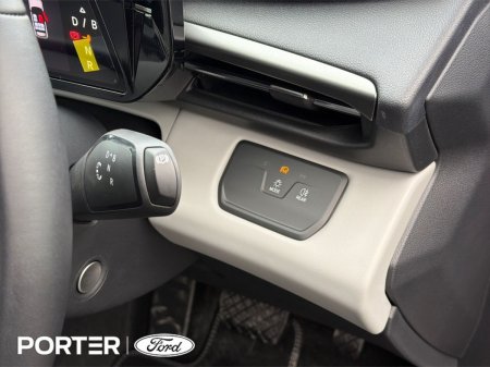 2026 Ford Capri - photo 24