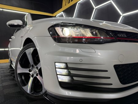 2014 Volkswagen Golf - photo 3