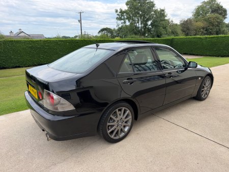 2000 Lexus IS - photo 11