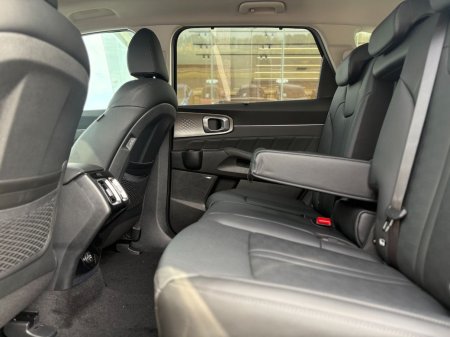 2026 Kia Sorento - photo 4