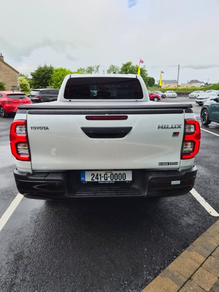 2024 Toyota Hilux - photo 4