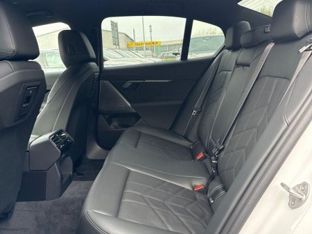2026 BMW 5-Series - photo 10