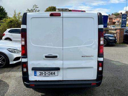 2021 Renault Trafic - photo 11