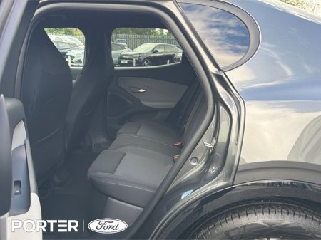 2026 Ford Capri - photo 8