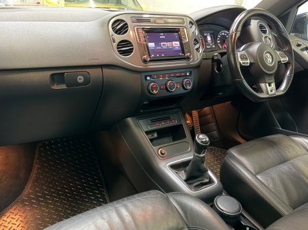 2015 Volkswagen Tiguan - photo 14
