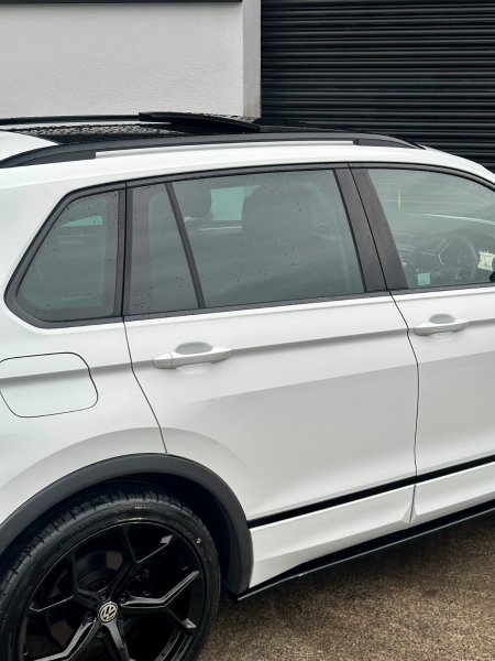 2020 Volkswagen Tiguan - photo 13
