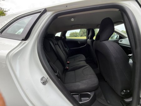 2016 Volvo V40 - photo 16