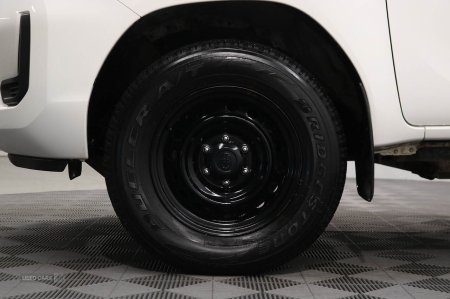 2022 Toyota Hilux - photo 13