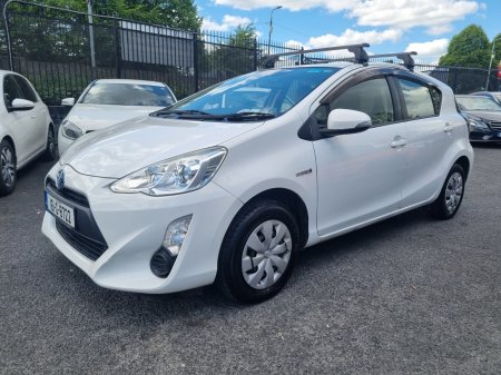 2016 Toyota Aqua - photo 5