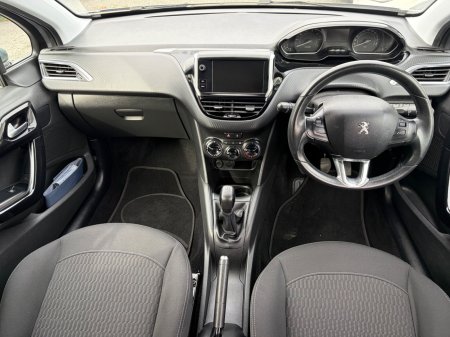 2019 Peugeot 208 - photo 2
