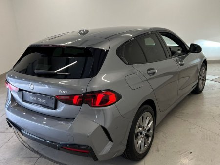 2026 BMW 1-Series - photo 38