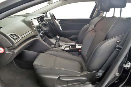2020 Renault Megane - photo 15