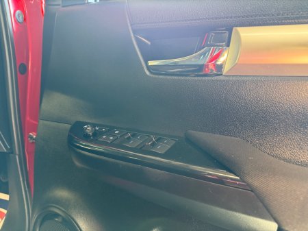 2026 Toyota Hilux - photo 12