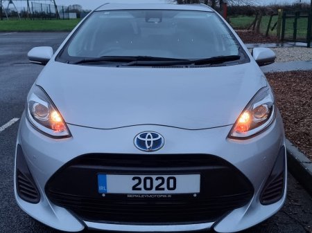2020 Toyota Aqua - photo 4