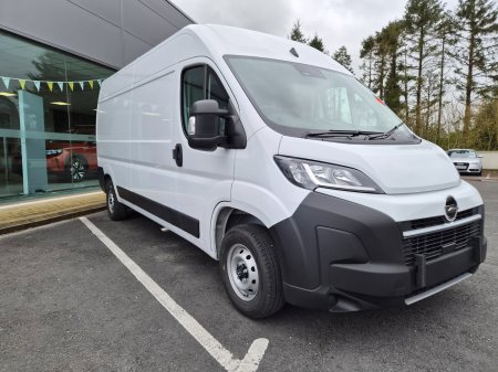 2026 Opel Movano - photo 2