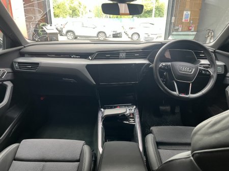2023 Audi e-tron - photo 25