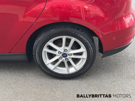 2017 Ford Focus - photo 8