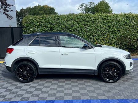 2022 Volkswagen T-Roc - photo 2