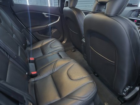 2018 Volvo V40 - photo 14