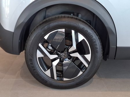2025 Peugeot 2008 - photo 21