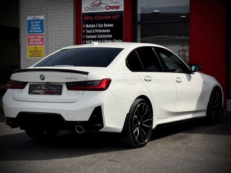 2025 BMW 3-Series - photo 7